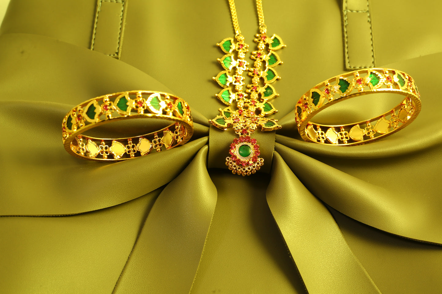 Necklace Bangles Earrings Set1