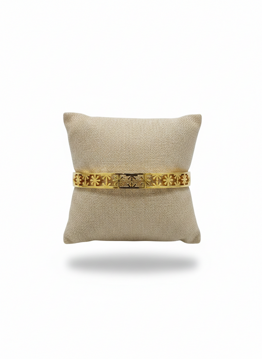 Floral Cutwork Gold Bangle