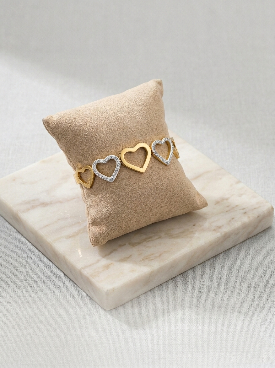Luxe Heart Crystal Bangle